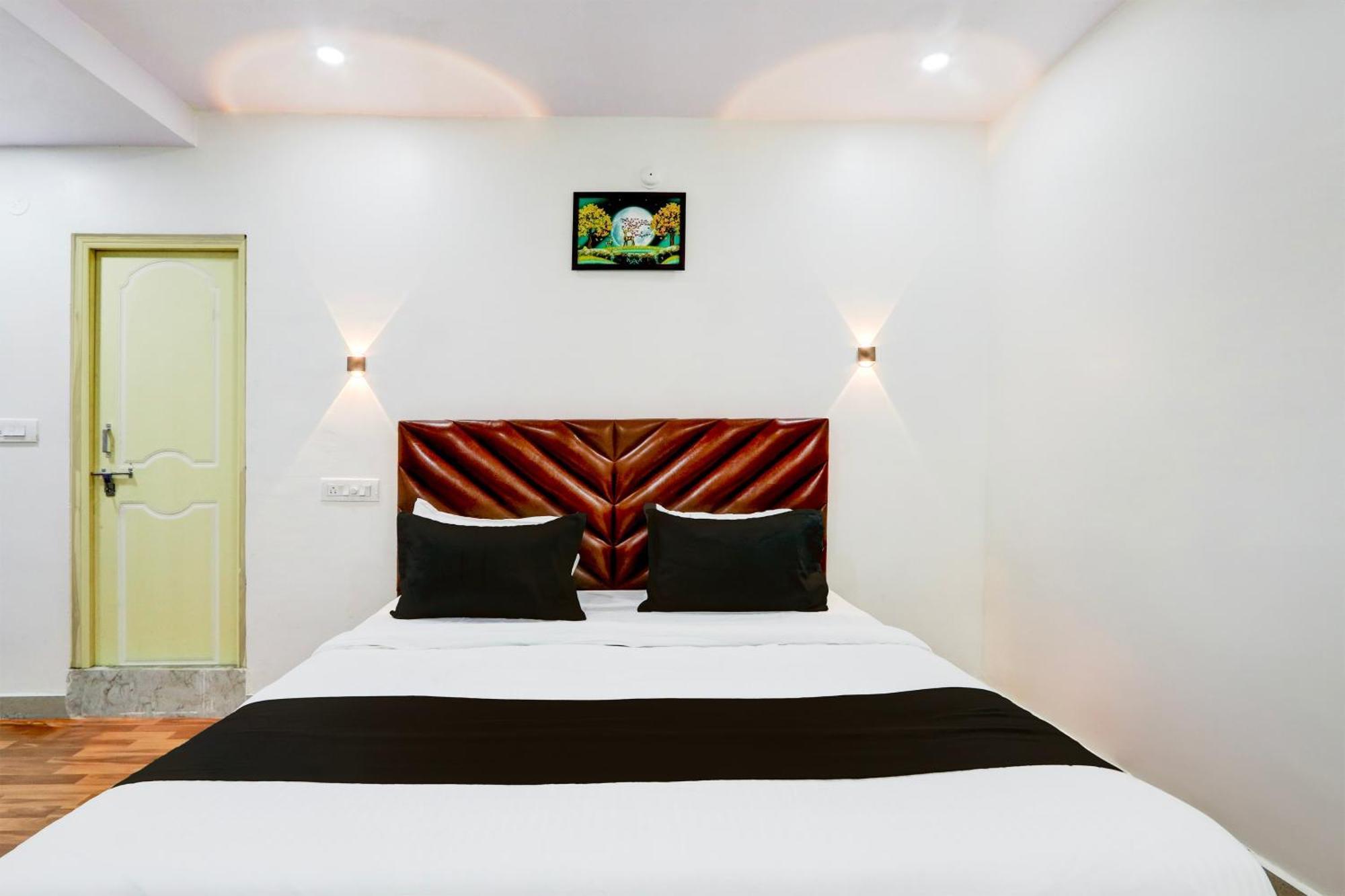 Hotel O Rms Grand Patancheru Luaran gambar