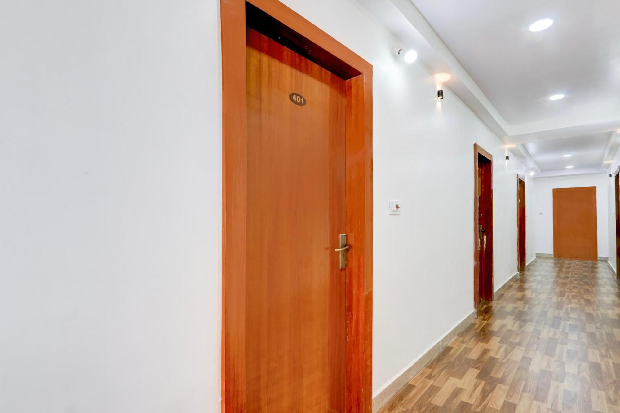 Hotel O Rms Grand Patancheru Luaran gambar